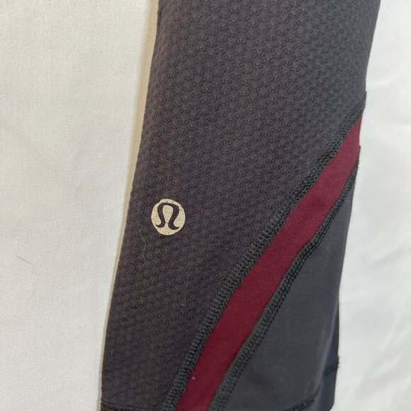 Lululemon Run: Inspire‎ Crop II Deep Coal/ Bordeaux Drama/ Pretty Pink - Picture 7 of 12